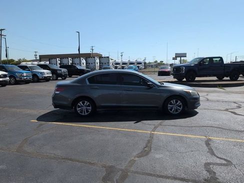 Used 2011 Honda Accord SE image 9