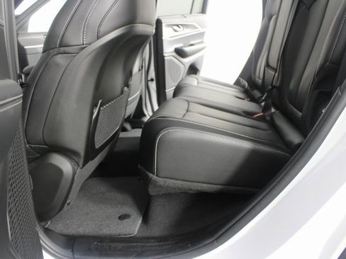 New 2025 Jeep Grand Cherokee Limited image 20