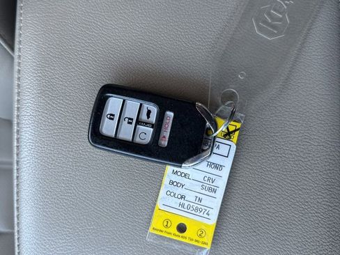 Certified 2017 Honda CR-V Touring image 41