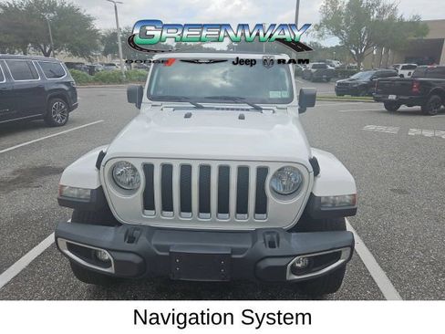 Used 2022 Jeep Wrangler Unlimited Sahara w/ Cold Weather Group AWD/4WD image 2