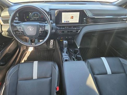 Certified 2025 Toyota Camry SE w/ Convenience Package FWD image 11