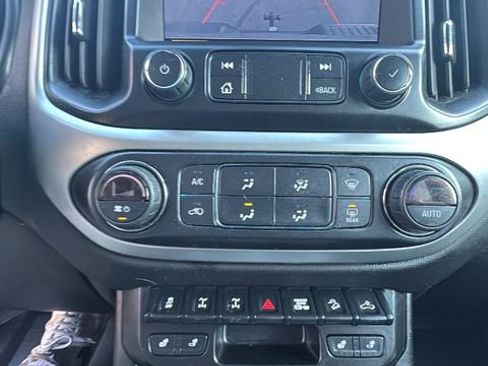 Used 2020 Chevrolet Colorado ZR2 w/ ZR2 Dusk Special Edition image 22