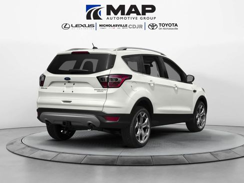 Used 2018 Ford Escape Titanium FWD image 2