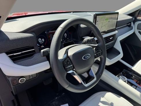 New 2026 Ford Explorer Platinum AWD/4WD image 6