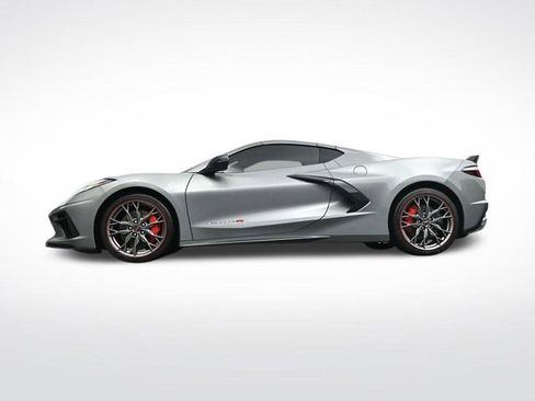 Used 2024 Chevrolet Corvette Stingray Coupe w/ Z51 Performance Package image 35