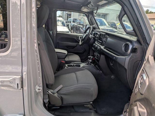 Used 2023 Jeep Wrangler Unlimited Sport AWD/4WD image 29