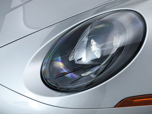 Used 2025 Porsche 911 Carrera 4 GTS image 12