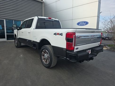 Used 2024 Ford F250 King Ranch image 13
