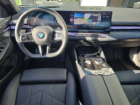 Used 2024 BMW 540i xDrive w/ Premium Package AWD/4WD image 11