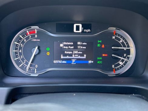 Used 2023 Honda Ridgeline RTL-E image 3