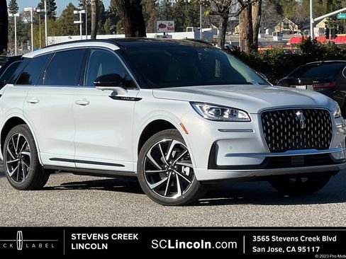 New 2026 Lincoln Corsair Grand Touring image 1