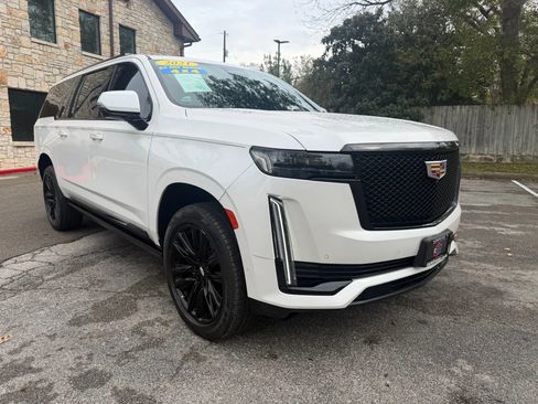 Used 2021 Cadillac Escalade ESV Sport w/ Driver Assist Tech Package image 3