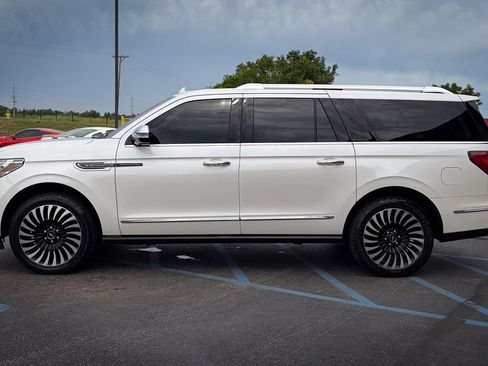 Used 2018 Lincoln Navigator L Black Label AWD/4WD image 26