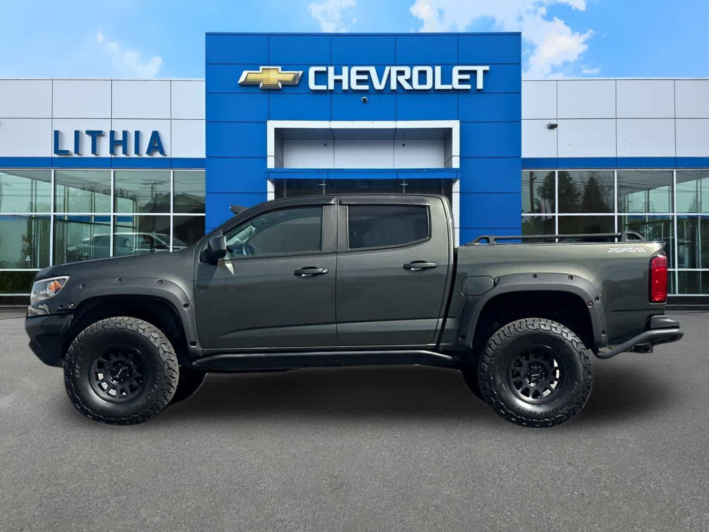 Used 2018 Chevrolet Colorado ZR2 w/ LPO, Premium Interior Package AWD/4WD image 5