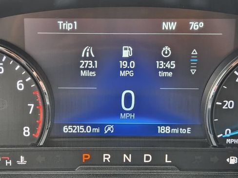 Used 2021 Ford Explorer Limited w/ Equipment Group 301A RWD image 17