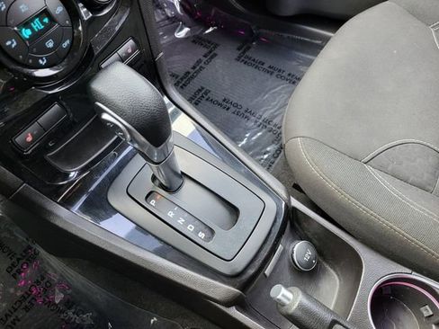 Used 2017 Ford Fiesta SE w/ Equipment Group 201A image 9