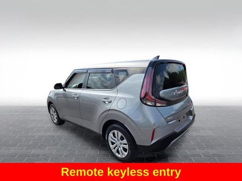 Used 2024 Kia Soul LX FWD image 6
