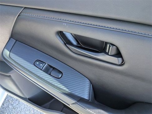 Used 2024 Nissan Sentra S w/ Lighting Package image 31