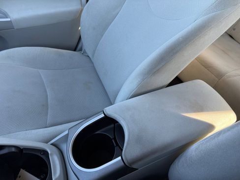 Used 2014 Toyota Prius Four image 14