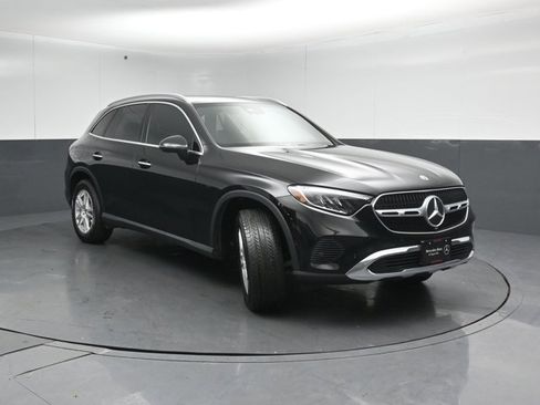 Certified 2023 Mercedes-Benz GLC 300 4MATIC image 4