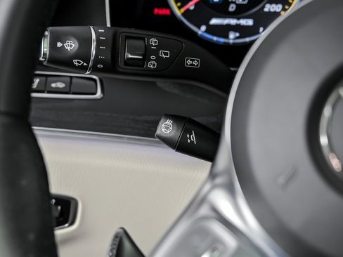 Used 2020 Mercedes-Benz E 63 AMG S image 29