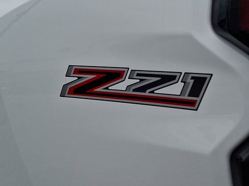 New 2025 Chevrolet Colorado Z71 image 44
