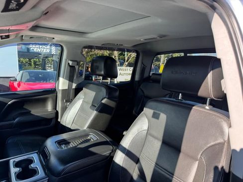 Used 2018 GMC Sierra 1500 Denali w/ Denali Ultimate Package image 12