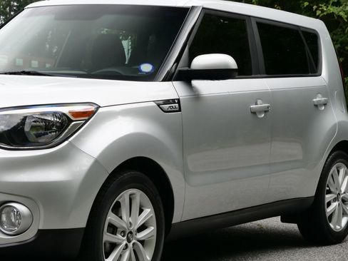 Used 2019 Kia Soul + w/ Audio Package image 36