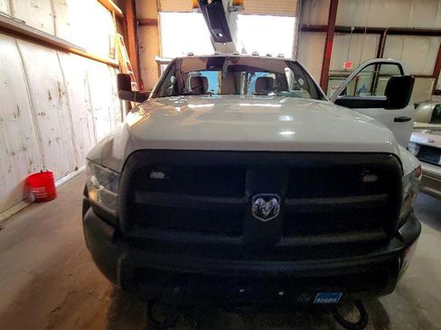 Used 2017 RAM 5500 Tradesman image 29