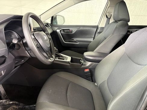 Used 2025 Toyota RAV4 LE FWD image 21