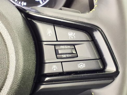 Used 2025 Subaru Ascent Bronze Edition image 19