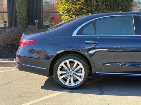 Used 2023 Mercedes-Benz S 500 S 500 w/ Warmth & Comfort Package image 22
