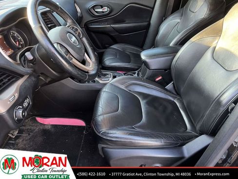 Used 2014 Jeep Cherokee Limited image 14