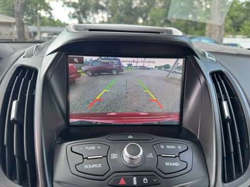Used 2014 Ford Escape SE w/ SE Chrome Package FWD image 22