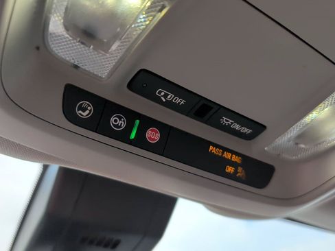 Used 2024 GMC Terrain SLE FWD image 23