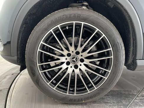 New 2026 Mercedes-Benz GLC 300 image 10