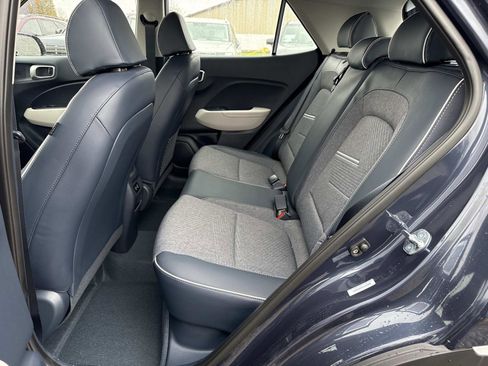 New 2026 Hyundai Venue SEL image 12