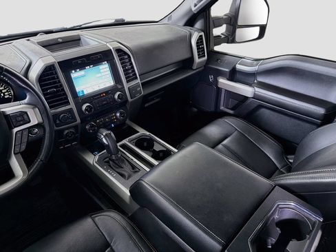 Used 2018 Ford F150 Lariat w/ Equipment Group 501A Mid AWD/4WD image 27