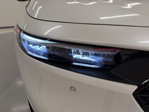 Used 2025 Honda Accord EX-L image 55