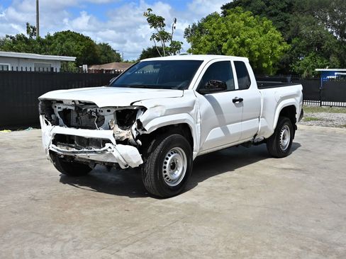 Used 2024 Toyota Tacoma SR image 2