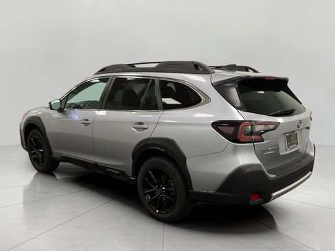 Used 2023 Subaru Outback Limited AWD/4WD image 8