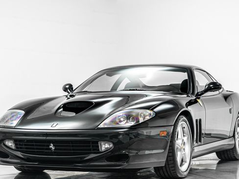 Used 1998 Ferrari 550 Maranello Coupe RWD image 5
