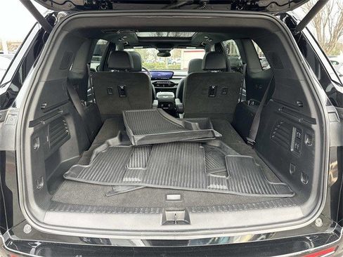 Certified 2025 Buick Enclave Sport Touring w/ Power Package image 15