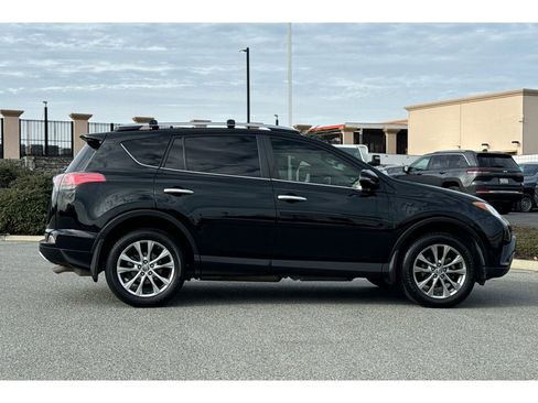 Used 2016 Toyota RAV4 Limited image 3