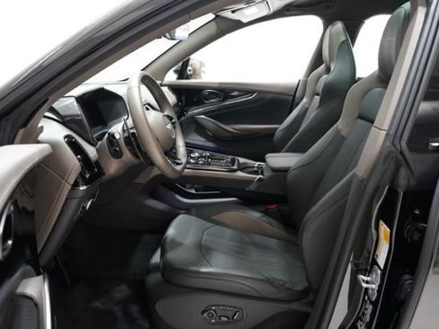 Used 2025 Aston Martin DBX 707 AWD/4WD image 23