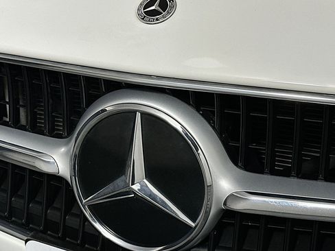 Used 2024 Mercedes-Benz C 300 C 300 image 15