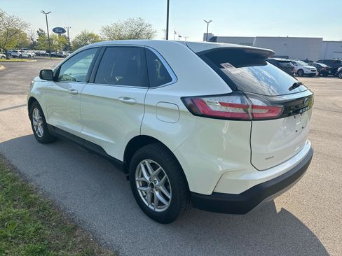 Used 2023 Ford Edge SEL w/ Convenience Package AWD/4WD image 3