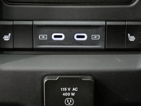 New 2026 RAM 1500 Laramie AWD/4WD image 23