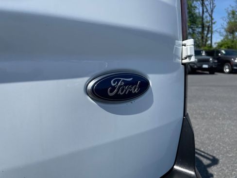 Used 2021 Ford Transit Connect XL image 16
