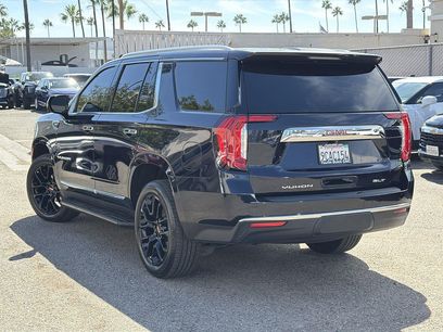 Used 2022 GMC Yukon SLT w/ SLT Premium Package